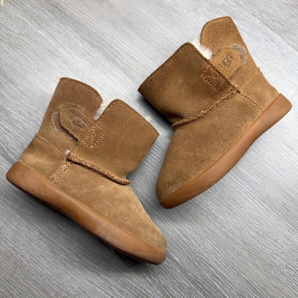 UGG Keelan Chestnut Suede Sheepskin Toddler Boots Size 6